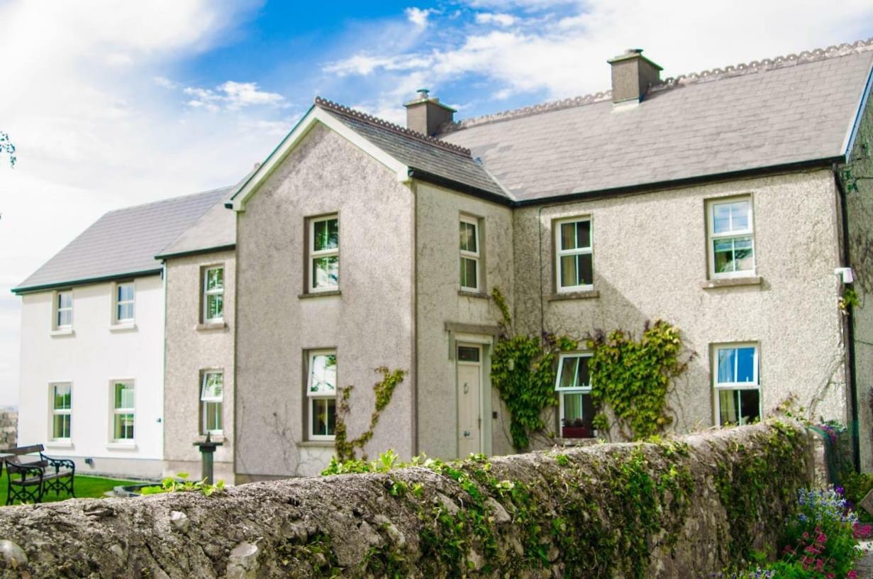 Corrib View Farmhouse ゴールウェイ エクステリア 写真