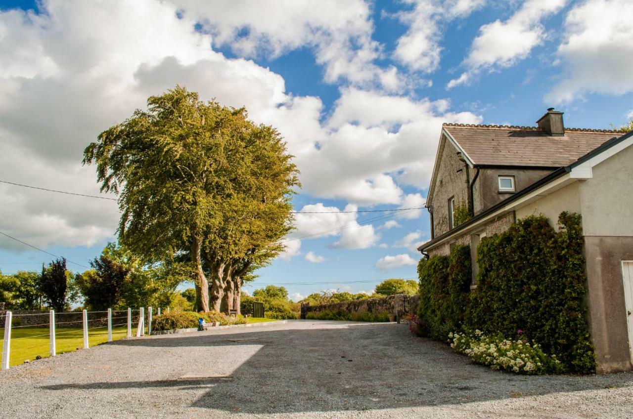 Corrib View Farmhouse ゴールウェイ エクステリア 写真